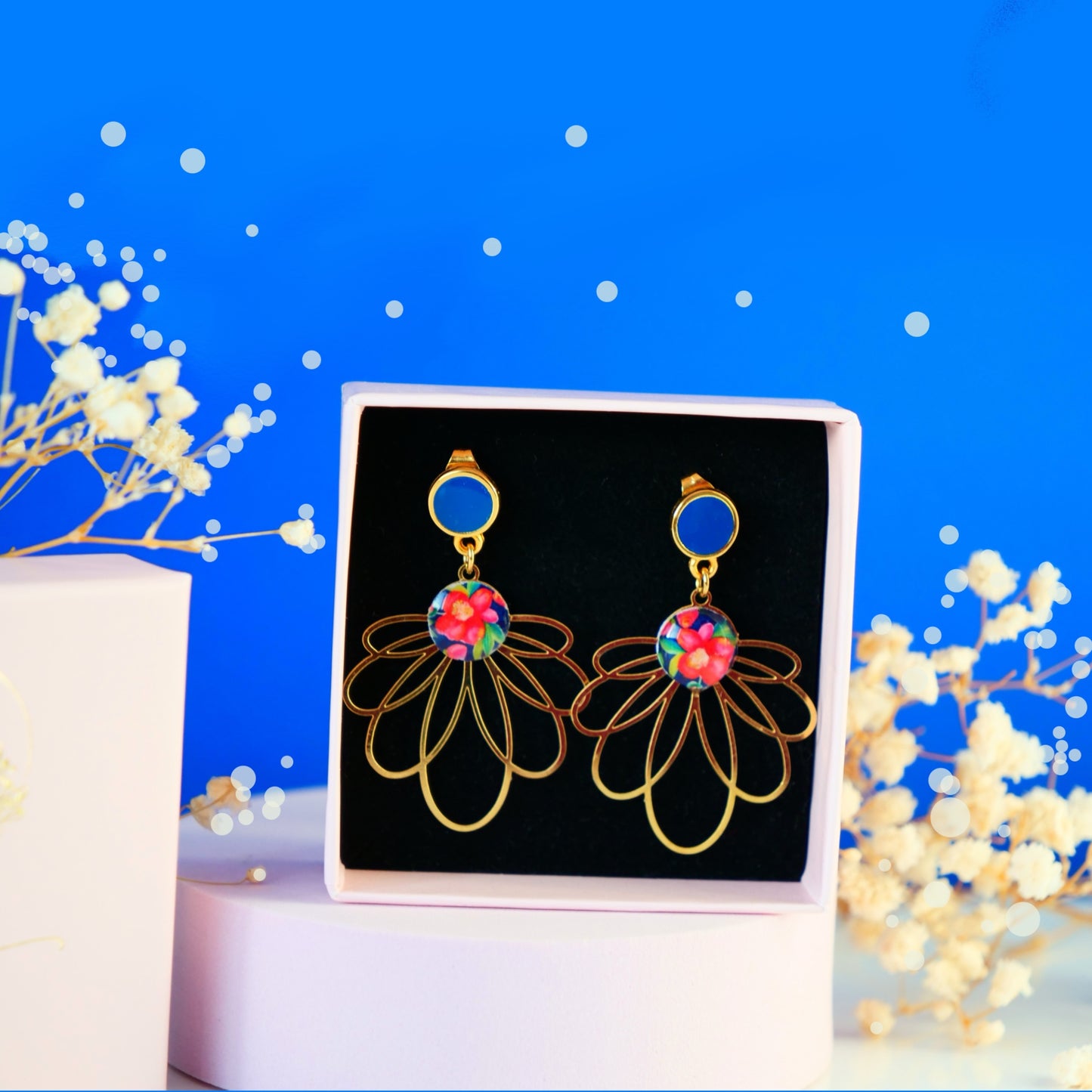 Boucles d’oreilles marguerite avec motif aquarelle