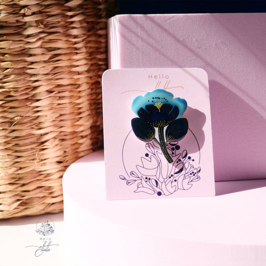 🌷 Pins Fleur Poétique –  Élégante création artisanale